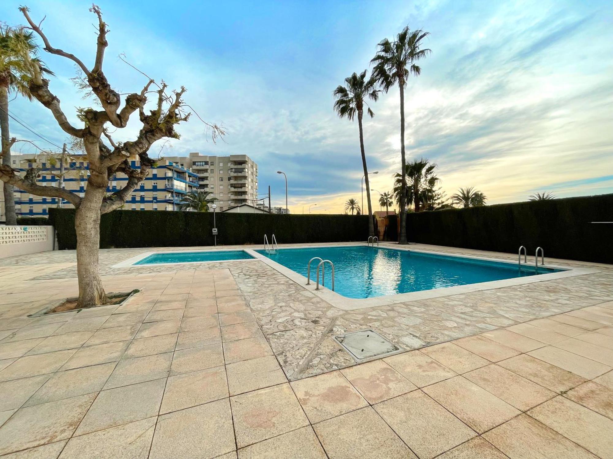 Apartamentos Benicassim 3000 エクステリア 写真