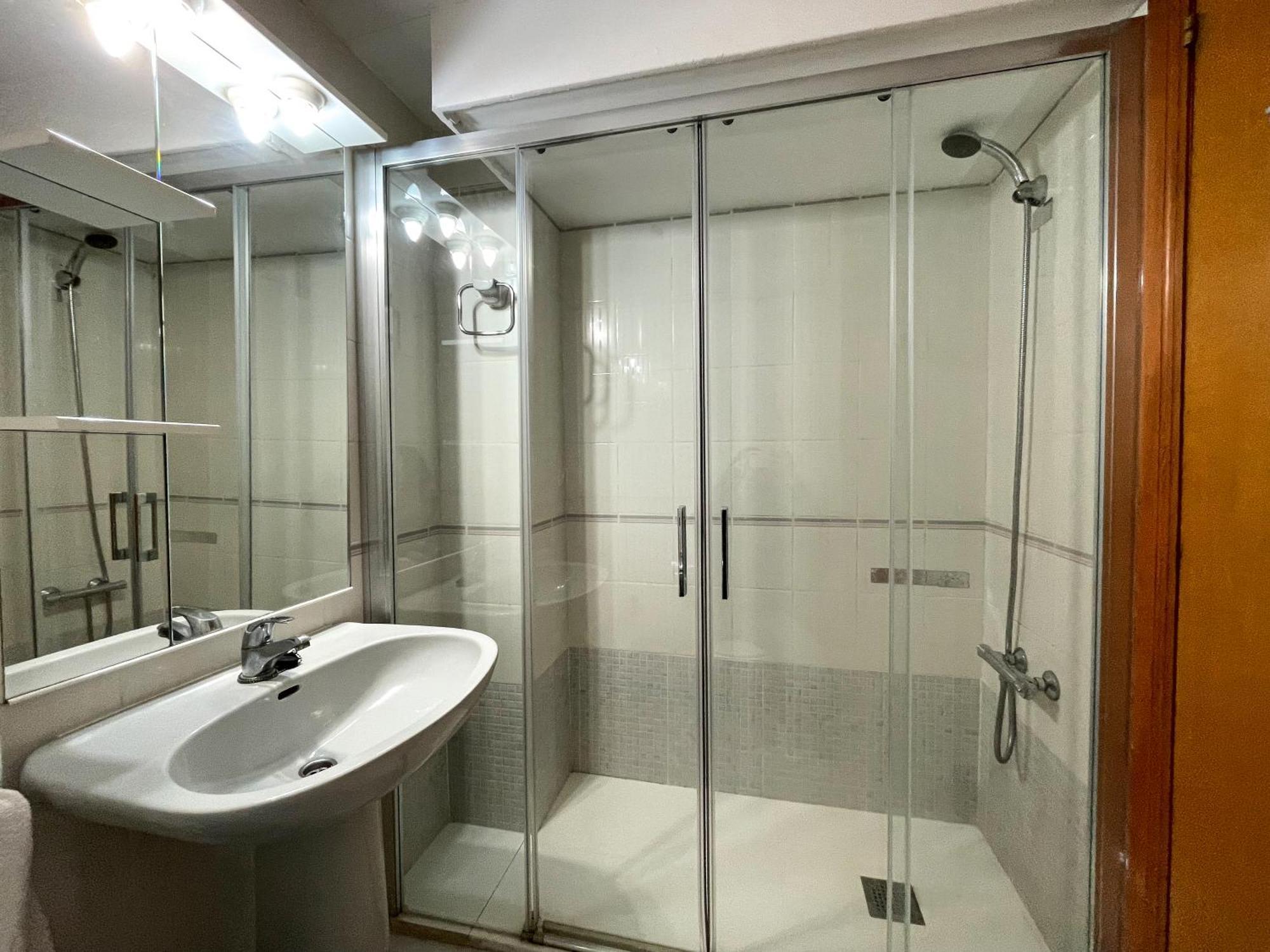 Apartamentos Benicassim 3000 エクステリア 写真